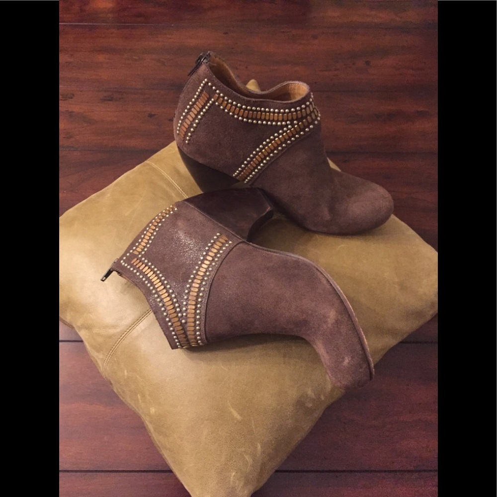 CALLEEN CORDERO BOOTIES EUC